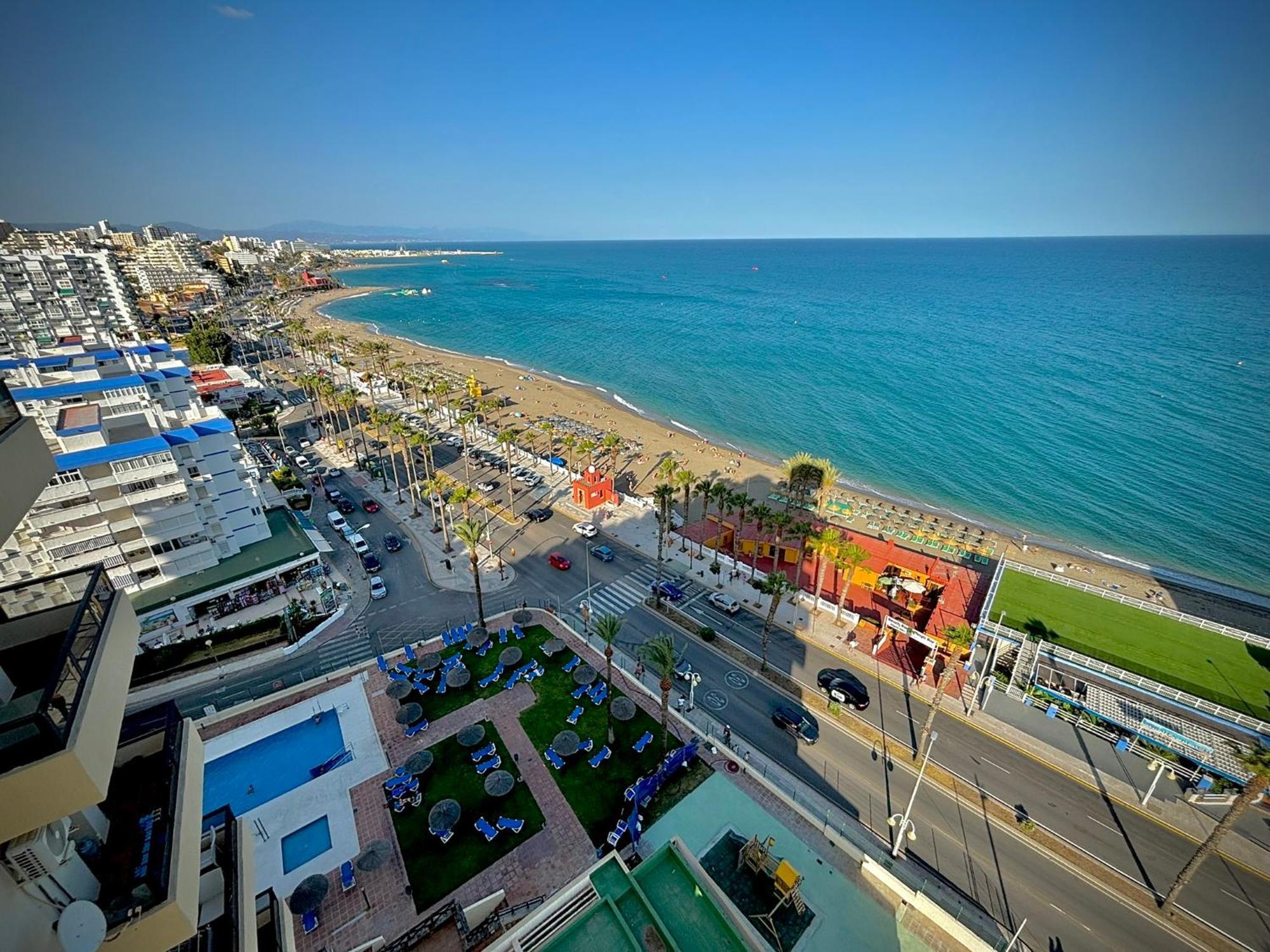Aloha Playa Vistas Al Mar Apartment Benalmádena Exterior photo